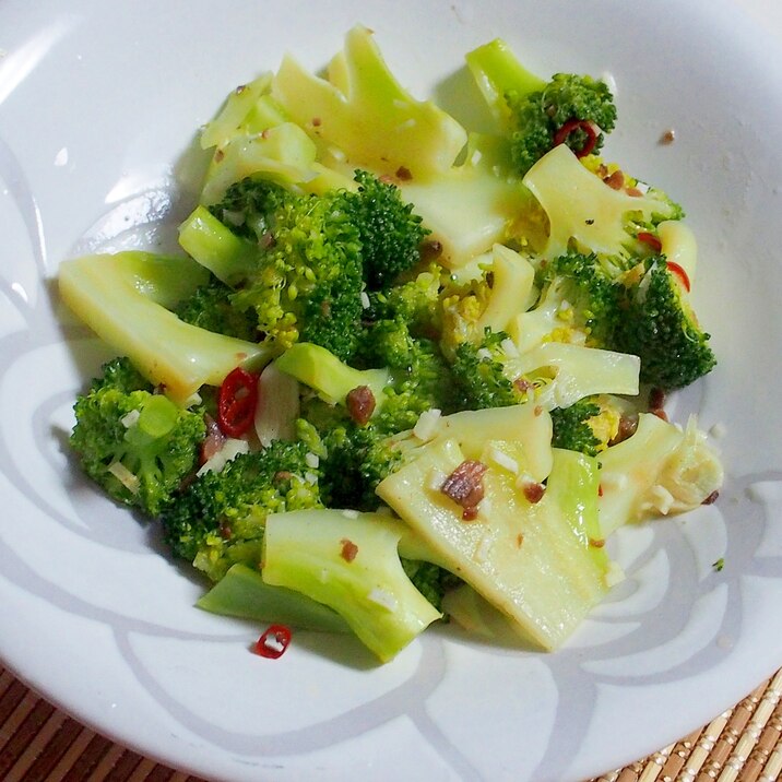 ブロッコリーのアンチョビペペロンチーノ レシピ 作り方 By sokosokoまぁち 楽天レシピ